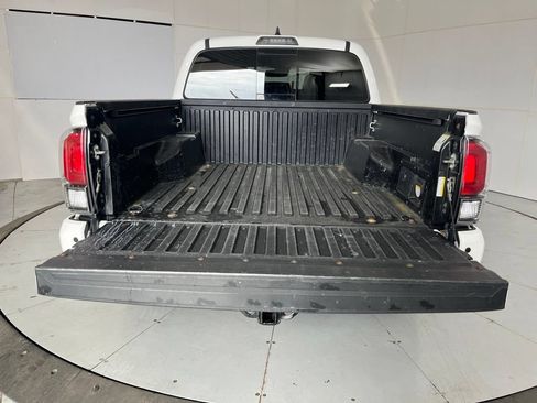 Used 2019 Toyota Tacoma TRD Pro AWD/4WD image 13