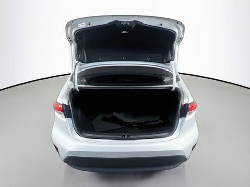 Used 2023 Toyota Corolla LE FWD image 29