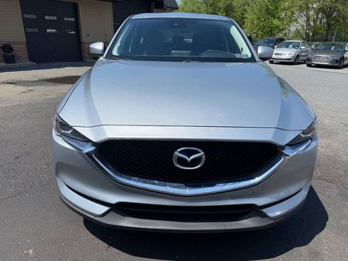 Used 2017 MAZDA CX-5 Touring w/ Preferred Equipment Package AWD/4WD image 3
