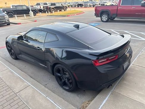 Used 2018 Chevrolet Camaro SS RWD image 3