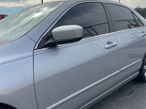 Used 2003 Honda Accord EX image 16