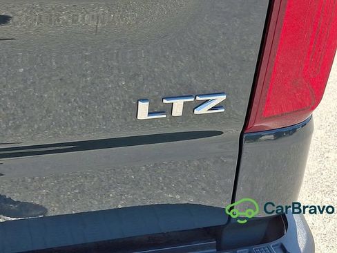 Certified 2026 Chevrolet Silverado 1500 LTZ AWD/4WD image 32