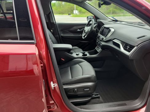 Certified 2023 GMC Terrain SLT AWD/4WD image 18