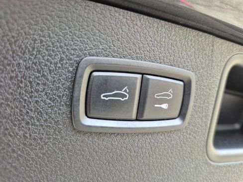 Used 2016 Porsche Macan S image 30