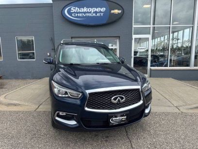 Used 2016 INFINITI QX60 AWD w/ Premium Plus Package