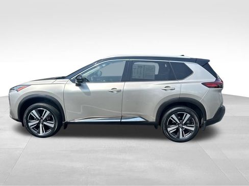 Used 2021 Nissan Rogue SL w/ Premium Package AWD/4WD image 2