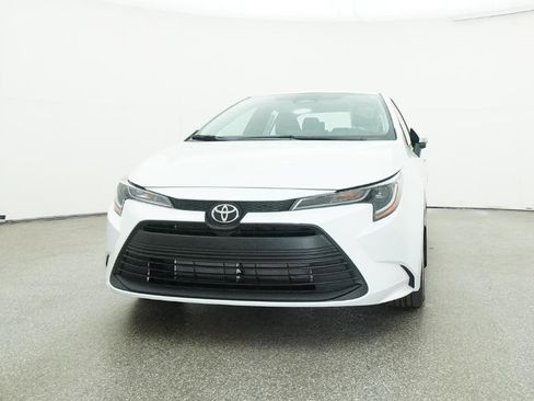 New 2026 Toyota Corolla LE image 32