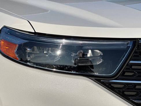 Used 2023 Ford Explorer XLT w/ Equipment Group 202A image 9