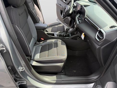New 2026 Chevrolet TrailBlazer LT FWD image 12