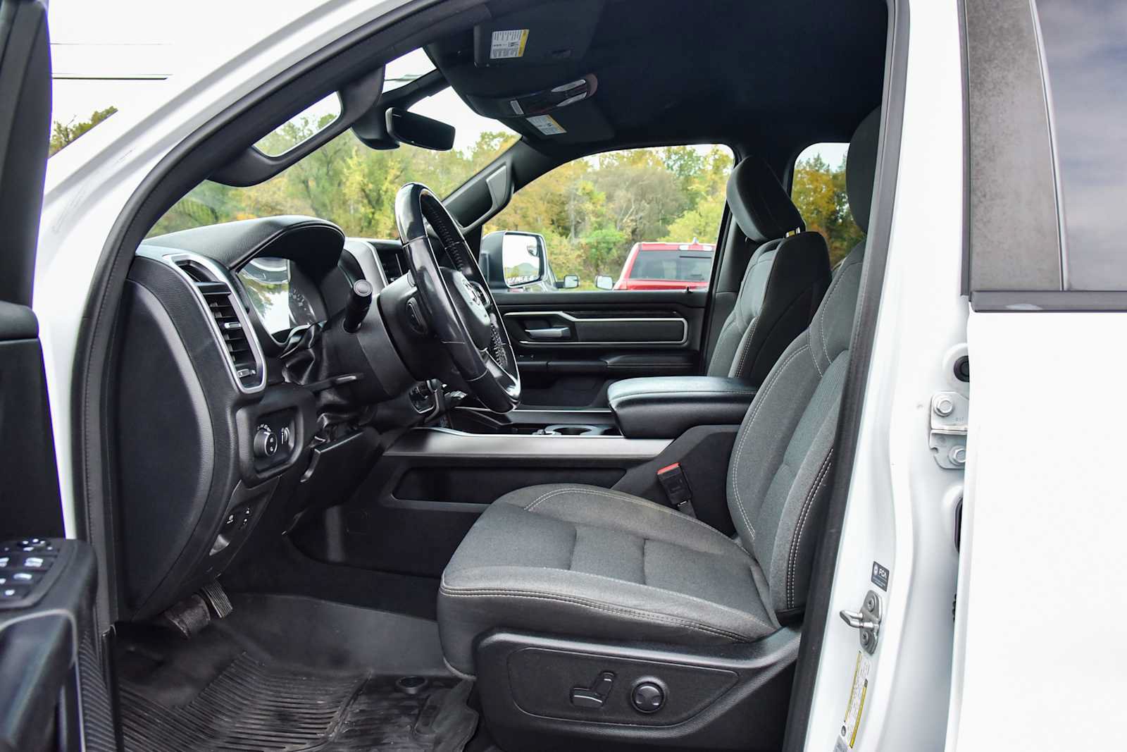 Used 2023 RAM 1500 Big Horn AWD/4WD image 14