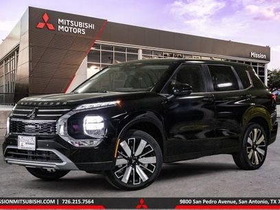 New 2025 Mitsubishi Outlander SE