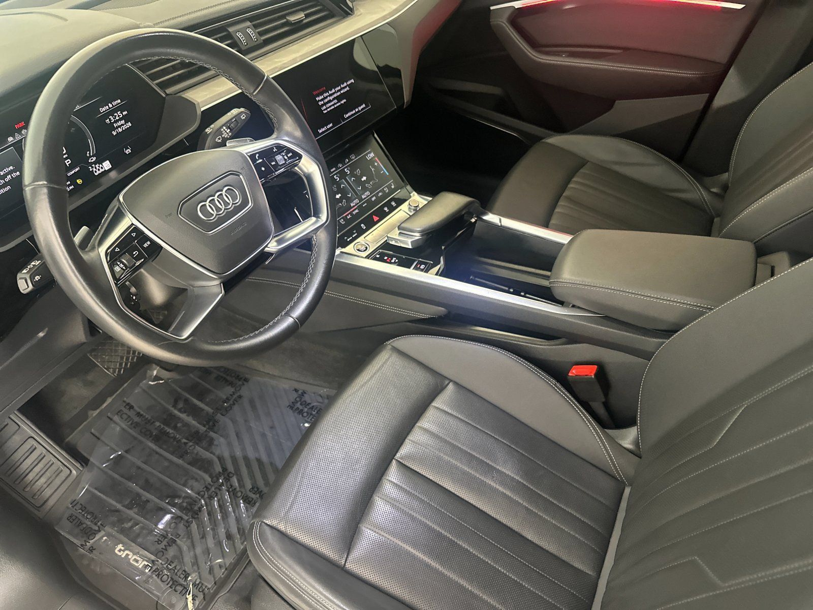 Used 2024 Audi Q8 e-tron Premium Plus w/ Premium Plus Package AWD/4WD image 10