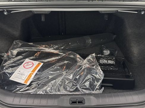 New 2026 Nissan Altima 2.5 SR AWD/4WD image 12