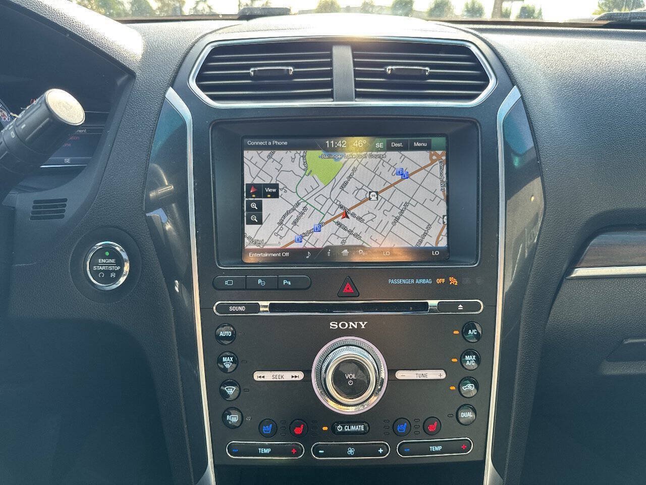 Used 2016 Ford Explorer Limited w/ Equipment Group 301A AWD/4WD image 40