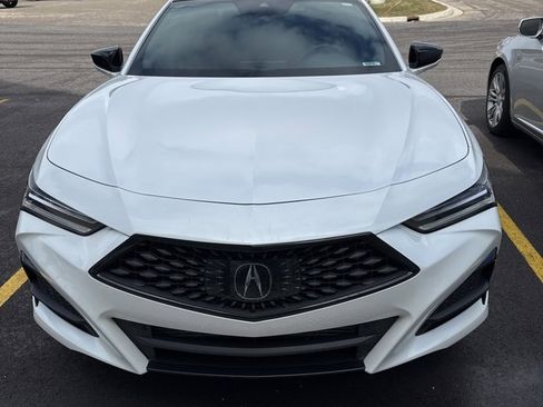 Used 2022 Acura TLX A-Spec Package image 2
