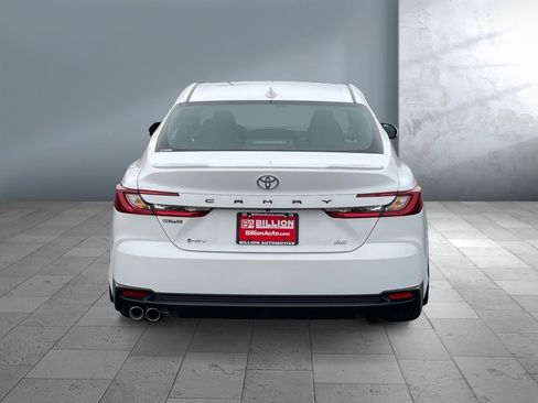 New 2026 Toyota Camry SE image 5