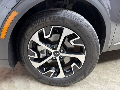 Used 2024 Kia Sportage EX w/ EX Premium Package image 28