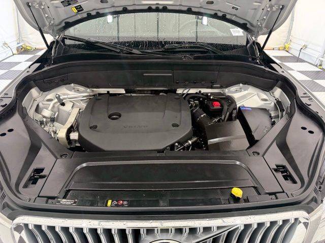 Used 2023 Volvo XC90 B6 Ultimate AWD/4WD image 9
