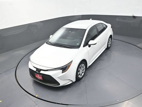Certified 2024 Toyota Corolla LE FWD image 25