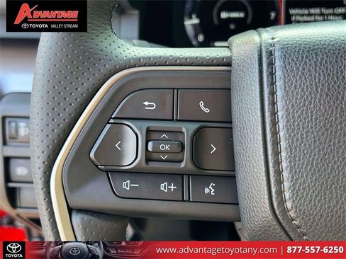 Used 2025 Toyota 4Runner TRD Off-Road Premium image 24