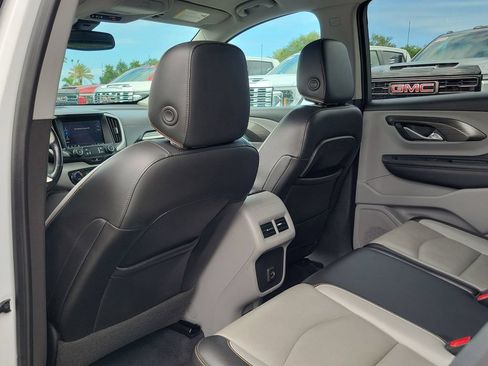 Used 2021 GMC Terrain SLT FWD image 12