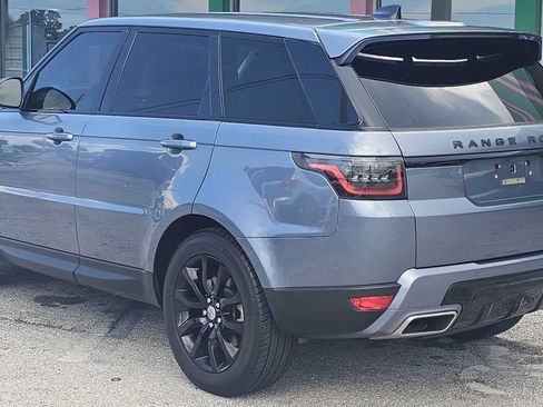Used 2018 Land Rover Range Rover Sport SE AWD/4WD image 3