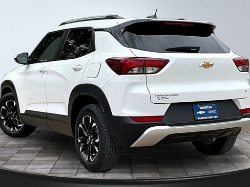 Used 2023 Chevrolet TrailBlazer LT w/ Convenience Package FWD image 5