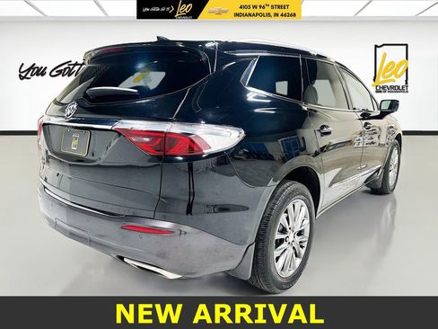 Used 2023 Buick Enclave Premium image 5
