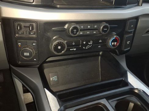 Used 2024 Ford F350 XLT image 14