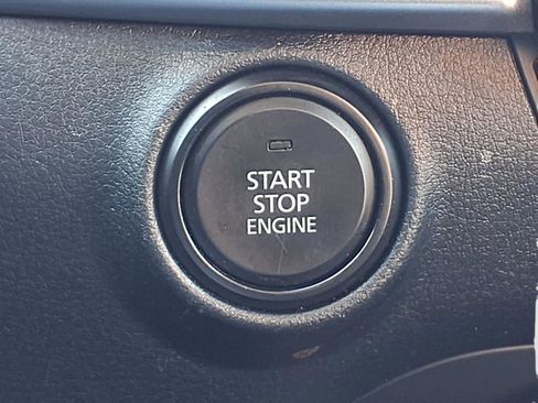 Used 2023 MAZDA MAZDA3 s image 9