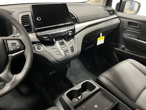 New 2026 Honda Odyssey EX-L image 17