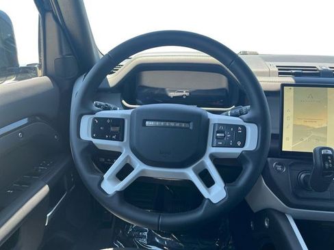 New 2026 Land Rover Defender 130 X-Dynamic SE AWD/4WD image 15