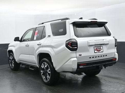 Used 2025 Toyota 4Runner TRD Sport Premium AWD/4WD image 4