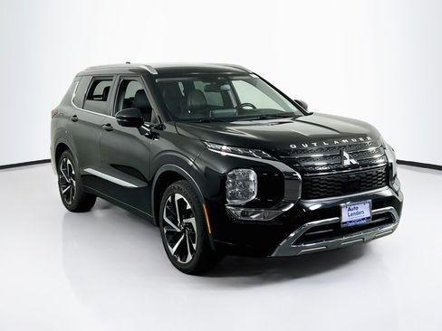 Used 2022 Mitsubishi Outlander SEL FWD image 3
