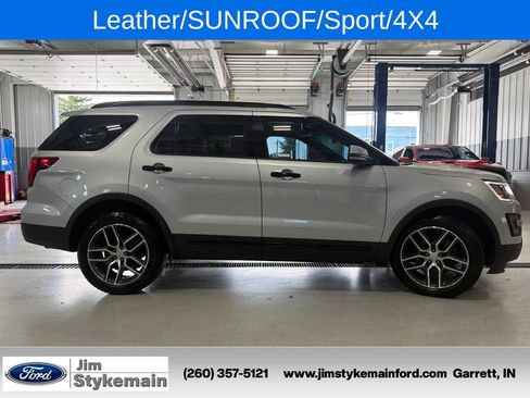 Used 2016 Ford Explorer Sport w/ Equipment Group 401A AWD/4WD image 11