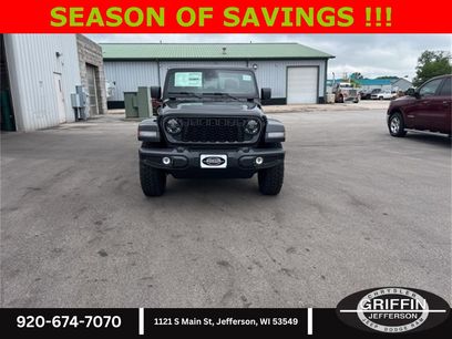 New 2025 Jeep Gladiator Sport