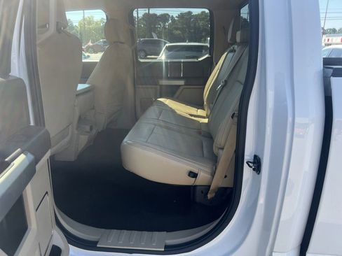 Used 2019 Ford F150 Lariat w/ FX4 Off-Road Package image 32