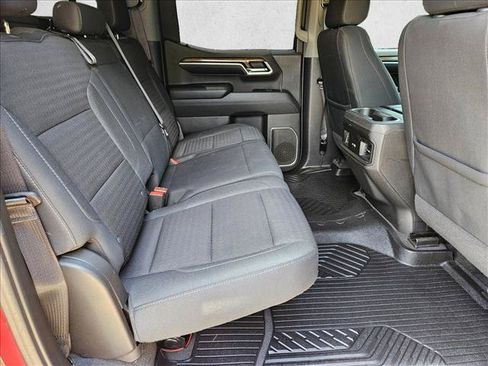 Used 2022 Chevrolet Silverado 1500 LT AWD/4WD image 20