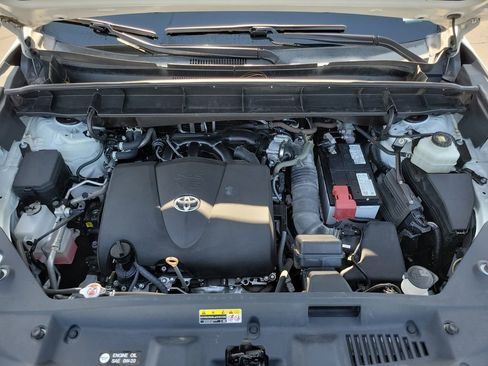 Used 2022 Toyota Highlander Limited FWD image 30