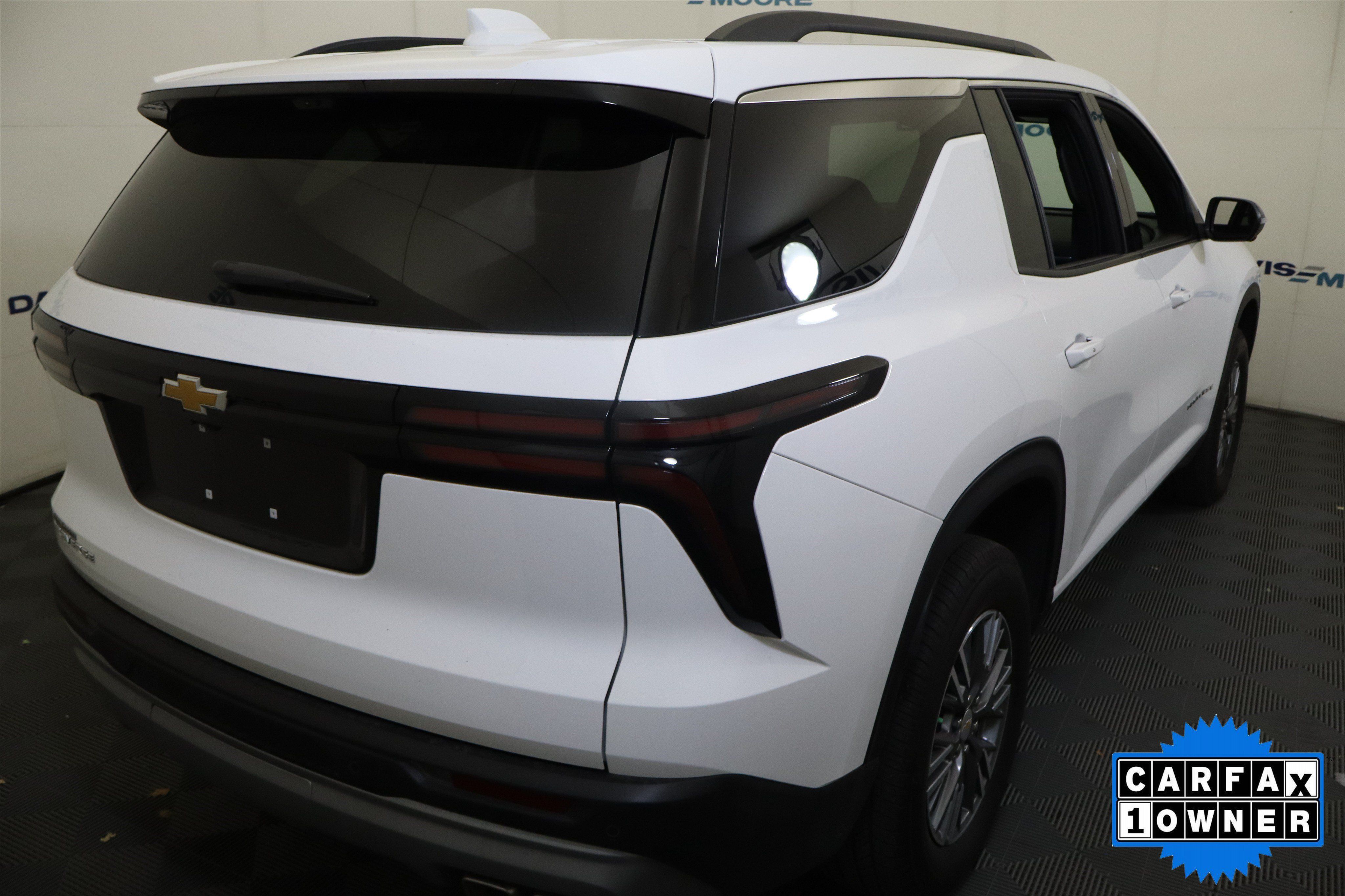 Used 2026 Chevrolet Traverse LT w/ Driver Confidence Package FWD image 6