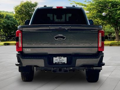 New 2026 Ford F350 Lariat w/ Black Appearance Package