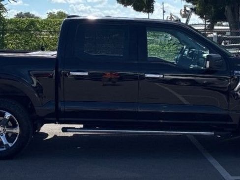 Used 2022 Ford F150 XLT w/ Equipment Group 302A High AWD/4WD image 5
