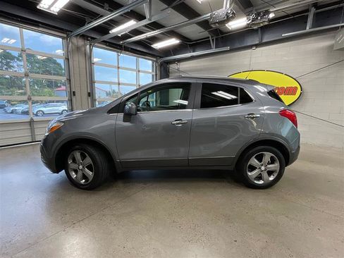 Used 2013 Buick Encore Convenience AWD/4WD image 2