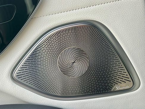 Certified 2024 Mercedes-Benz EQS 580 4MATIC Sedan image 45