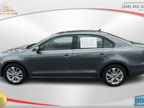 Used 2015 Volkswagen Jetta SE image 2