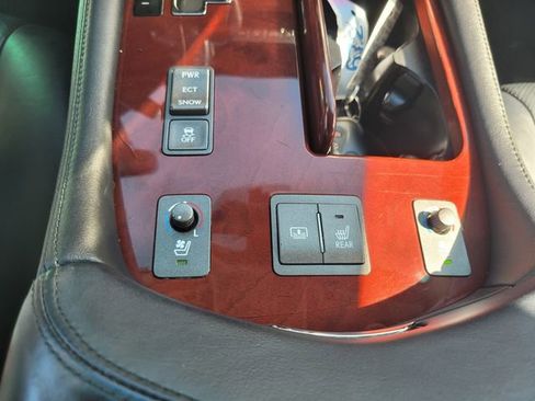 Used 2008 Lexus LS 460 image 25