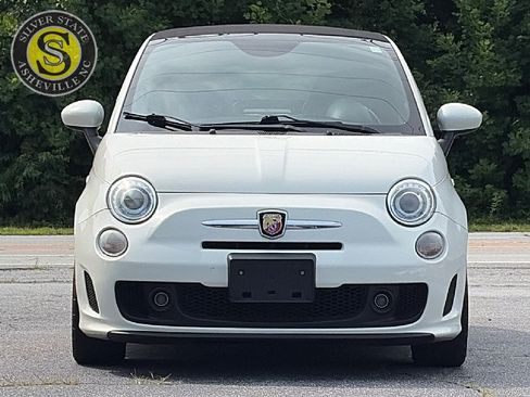 Used 2013 FIAT 500 Abarth w/ Beats Audio Pkg FWD image 2