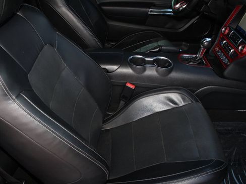 Used 2020 Ford Mustang Premium RWD image 24