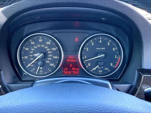 Used 2012 BMW 328i Convertible RWD image 26