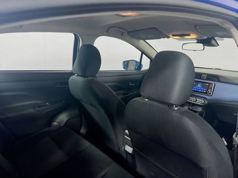 Used 2024 Nissan Versa SV FWD image 9